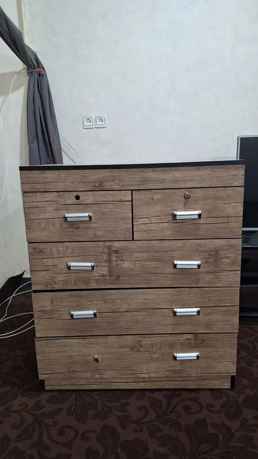 دراورپنج کشابه ومیزتی وی|میز تلویزیون|امیدیه, |دیوار