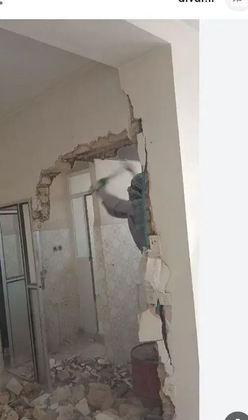 تخریب و کنده کاری بازسازی با دستگاه هلتی اسرع وقت|خدمات پیشه و مهارت|لاهیجان, شیشه گران|دیوار