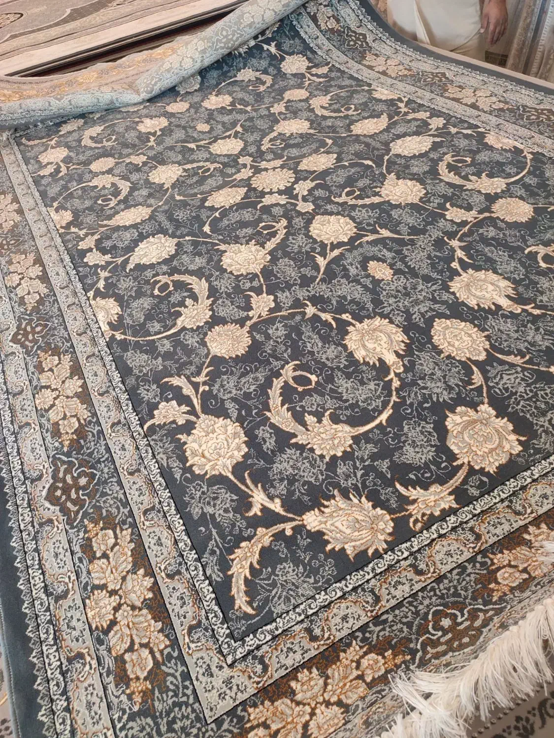 فرش ۶ متری تمام نخ نسوز دیبا|فرش|بیرجند, |دیوار