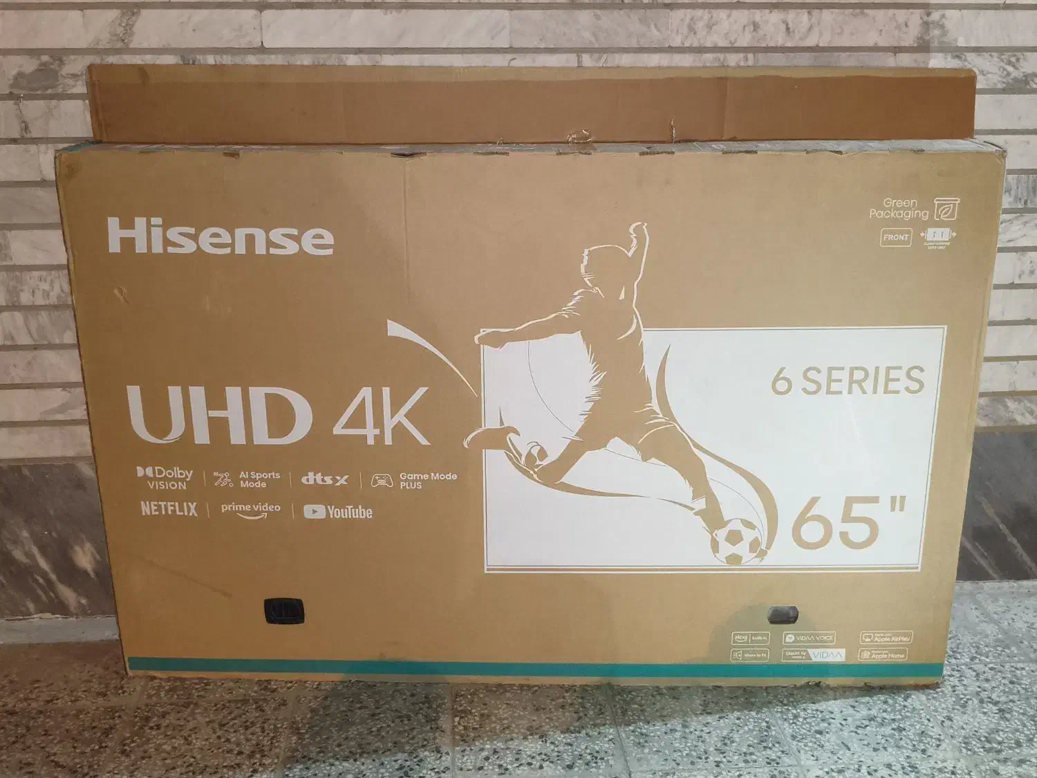 کارتن تلویزیون ۶۵ اینچ هاینسیس|تلویزیون و پروژکتور|دزفول, |دیوار