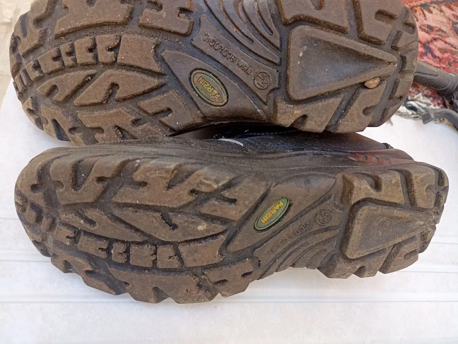 کفش کار سایز ۴۴ بسیار محکم|کیف، کفش، کمربند|فاضل آباد, |دیوار