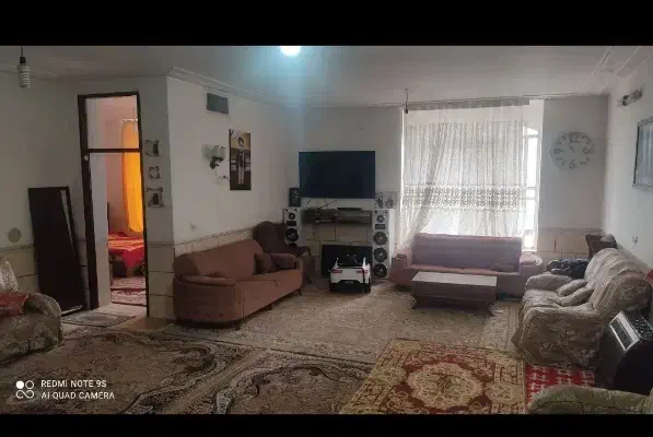 ویلایی 200 متر دو خواب|اجارهٔ خانه و ویلا|شیراز, کوشک میدان|دیوار