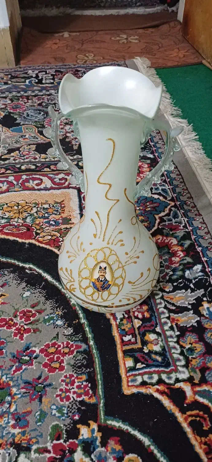 گلدان زیبا|گل مصنوعی|شیراز, پانصد دستگاه ارتش|دیوار