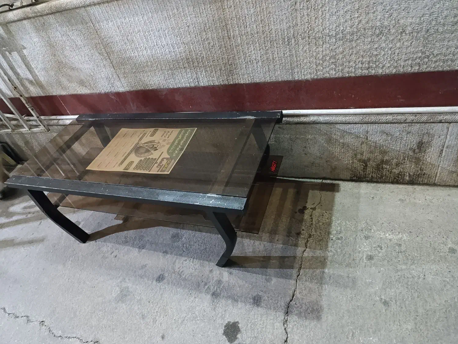 باسلام میز جلو مبلی فلزی|مبلمان خانگی و میز عسلی|شیراز, شهرک مهدیه|دیوار