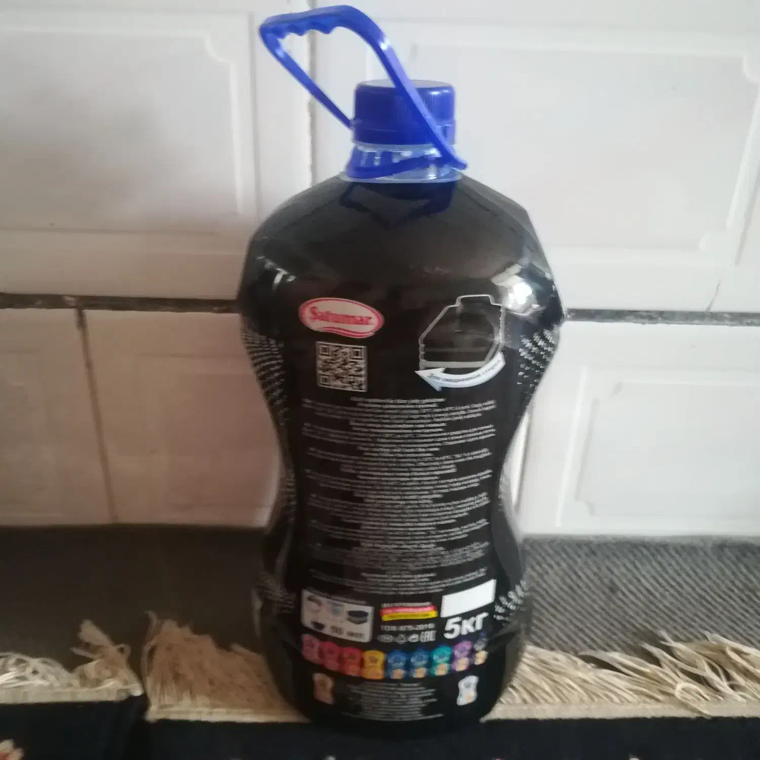 فروش مایع لباسشویی 5کیلویی برای لباسهای تیره|مواد شوینده و دستمال کاغذی|سبزوار, قصبه شرقی|دیوار