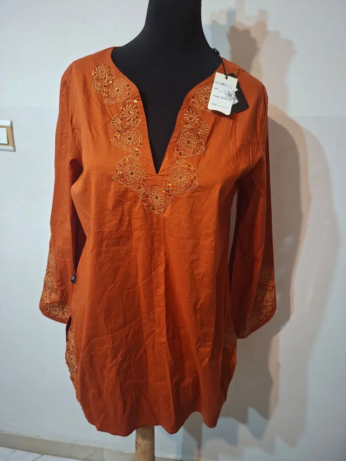 تعداد زیادی لباس و مانتو|لباس|شیراز, چنچنه|دیوار