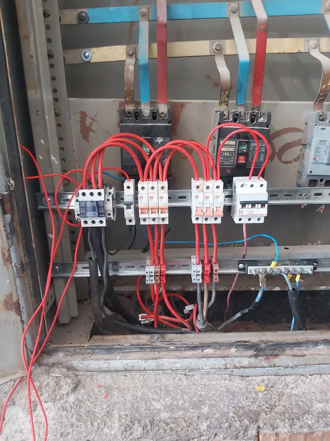 خدمات برقی و تاسیسات اب فاضلاب تکفاز و سه فاز|خدمات پیشه و مهارت|ایرانشهر, |دیوار