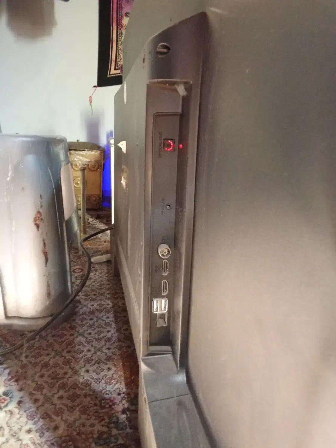 تلویزیون Axon|تلویزیون و پروژکتور|کرج, شهرک آسمان|دیوار