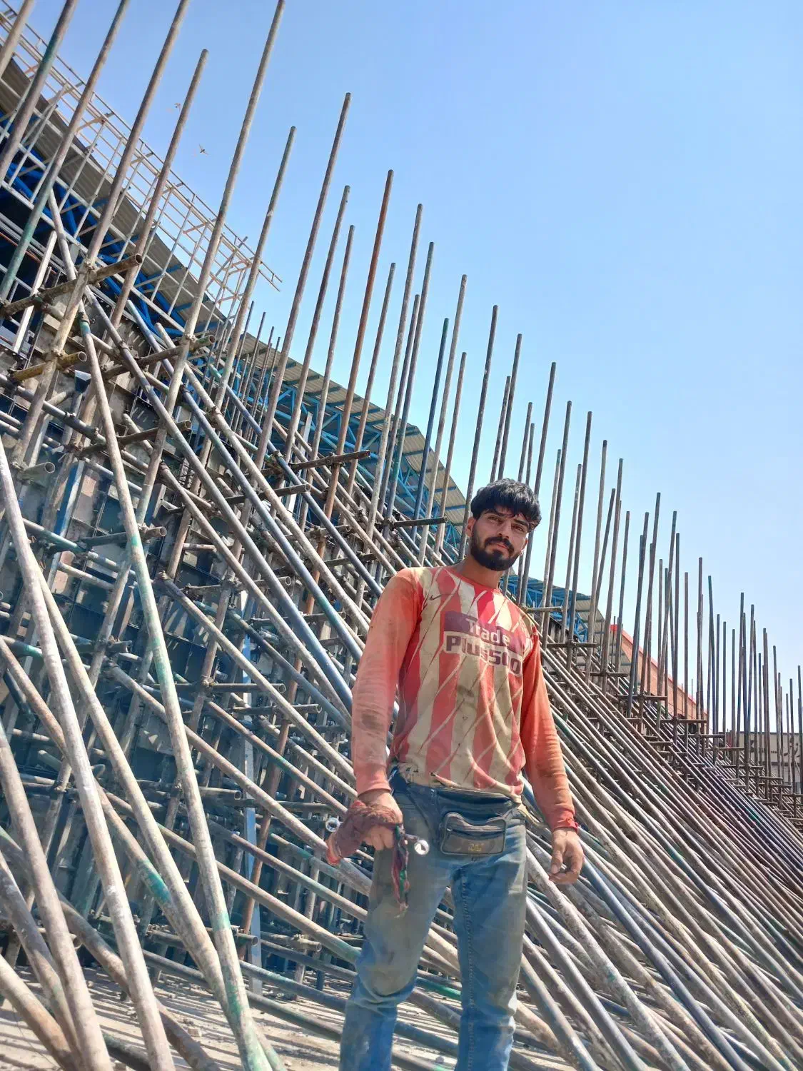 داربست فلزی امیر|خدمات پیشه و مهارت|ری, شهید غیوری (ابن باویه)|دیوار