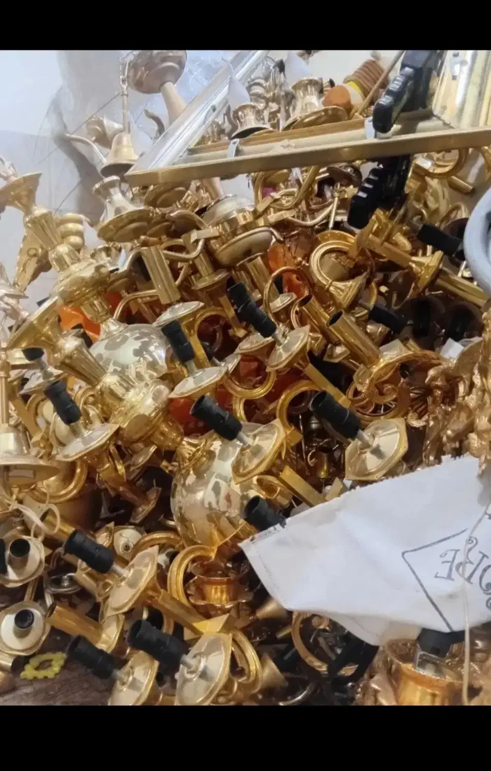 فروش و خریدار لوستر همه مدل|لوستر و چراغ آویز|تهران, چیتگر جنوبی|دیوار