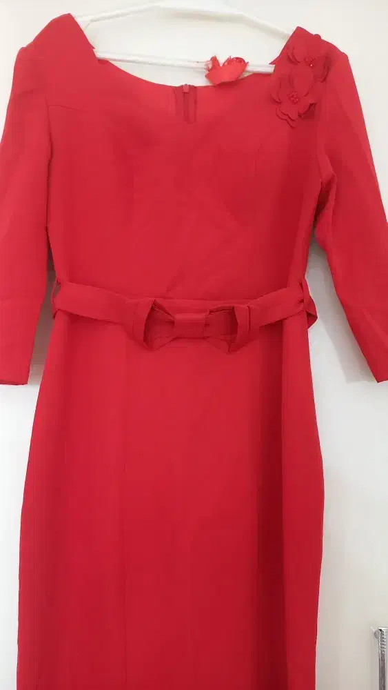 لباس مجلسی|لباس|آبگرم, |دیوار