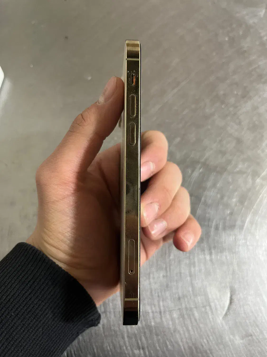 ۱۲ پرو|موبایل|تبریز, |دیوار