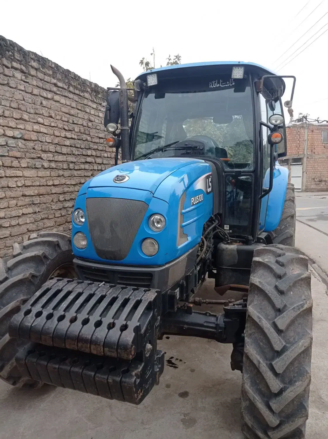 تراکتور ال اس ۱۰۰|خودرو سنگین|خان ببین, |دیوار