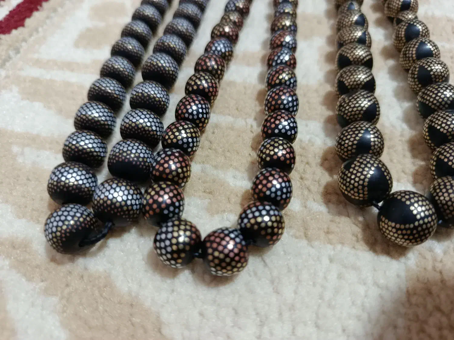 تسبیح کار زندان پر کار|جواهرات|تربت‌حیدریه, پائین ولایت|دیوار