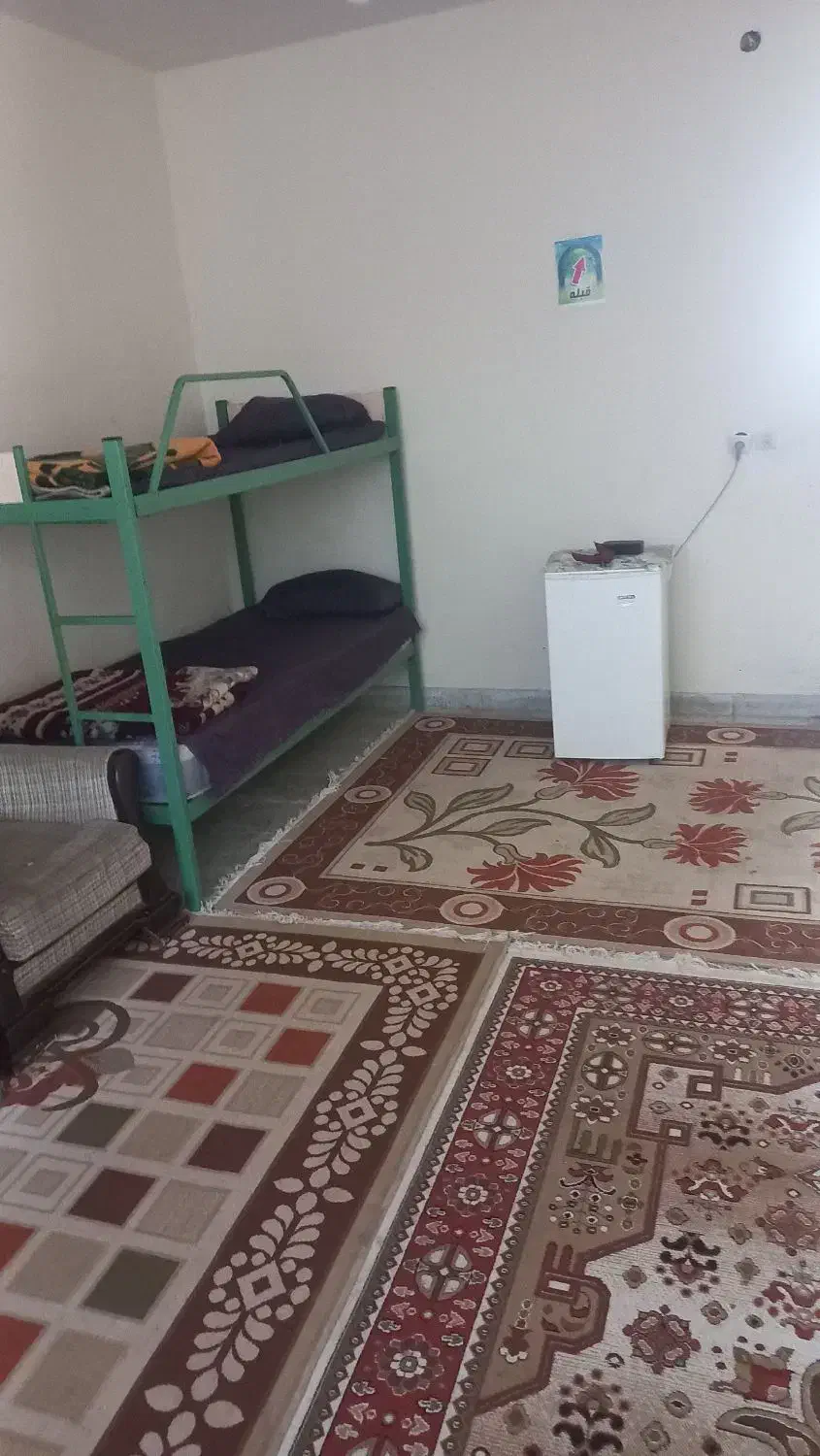 خانه مسافر ساوه یا خانه معلم سابق|اجارهٔ کوتاهمدت آپارتمان و سوئیت|ساوه, |دیوار