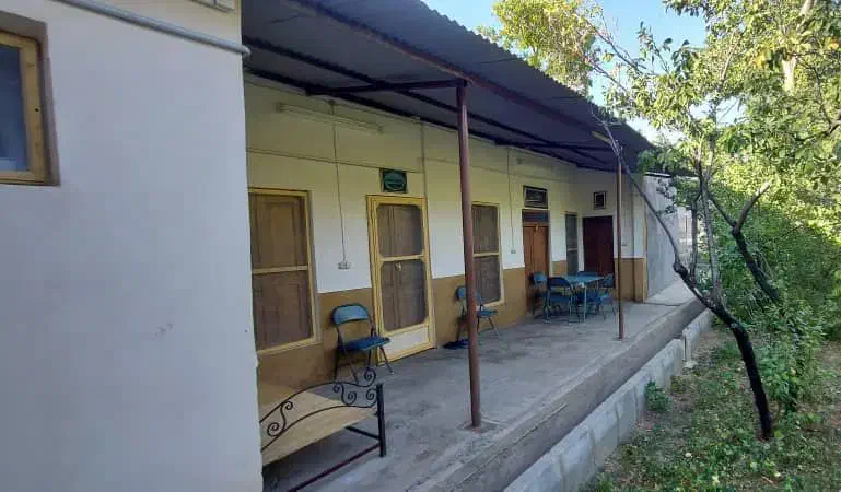 ویلایی حیاط دار تک خواب در مرکز شهمیرزاد سمنان|اجارهٔ کوتاهمدت ویلا و باغ|شهمیرزاد, |دیوار