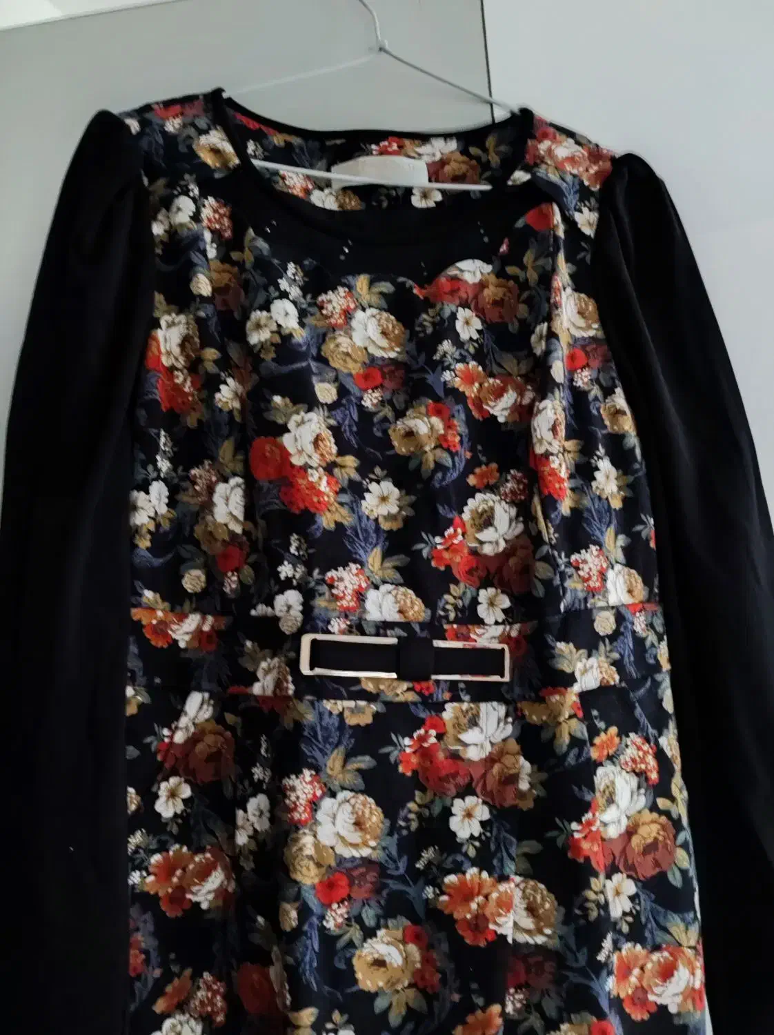 لباس گرم خارجی|لباس|هشتگرد, شهرک پامچال|دیوار