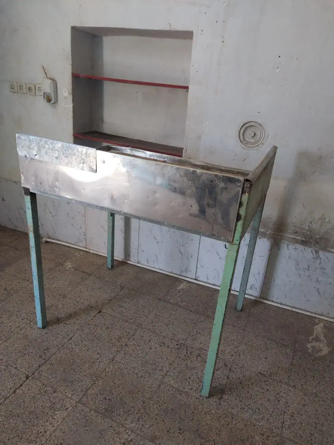 تخت مناسب نانوایی یا قصابی|فروشگاه و مغازه|سبزوار, میدان بار|دیوار