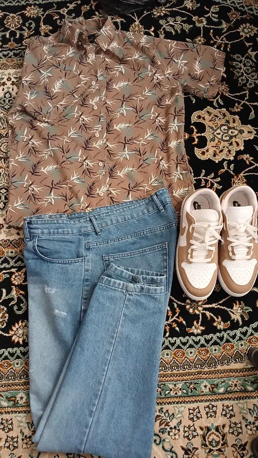 شلوارسایز46*پیراهن آستین کوتاه سایزL*کتونی سایز42|لباس|رشت, حمیدیان|دیوار