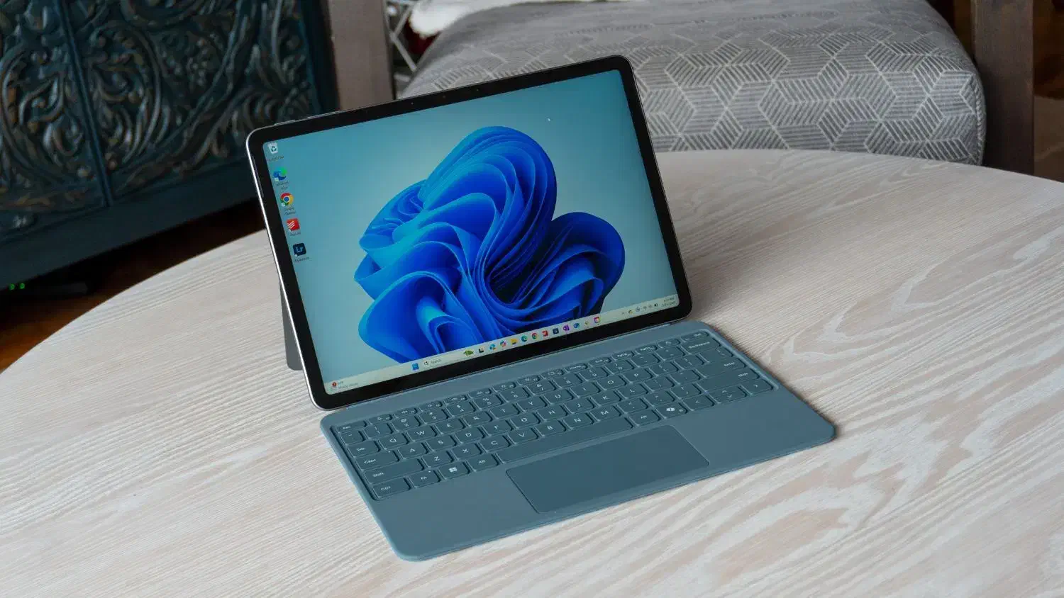 لپتاپ تبلت مایکروسافت سرفیس پرو surface pro 12|رایانه همراه|تهران, فلسطین (میدان انقلاب)|دیوار
