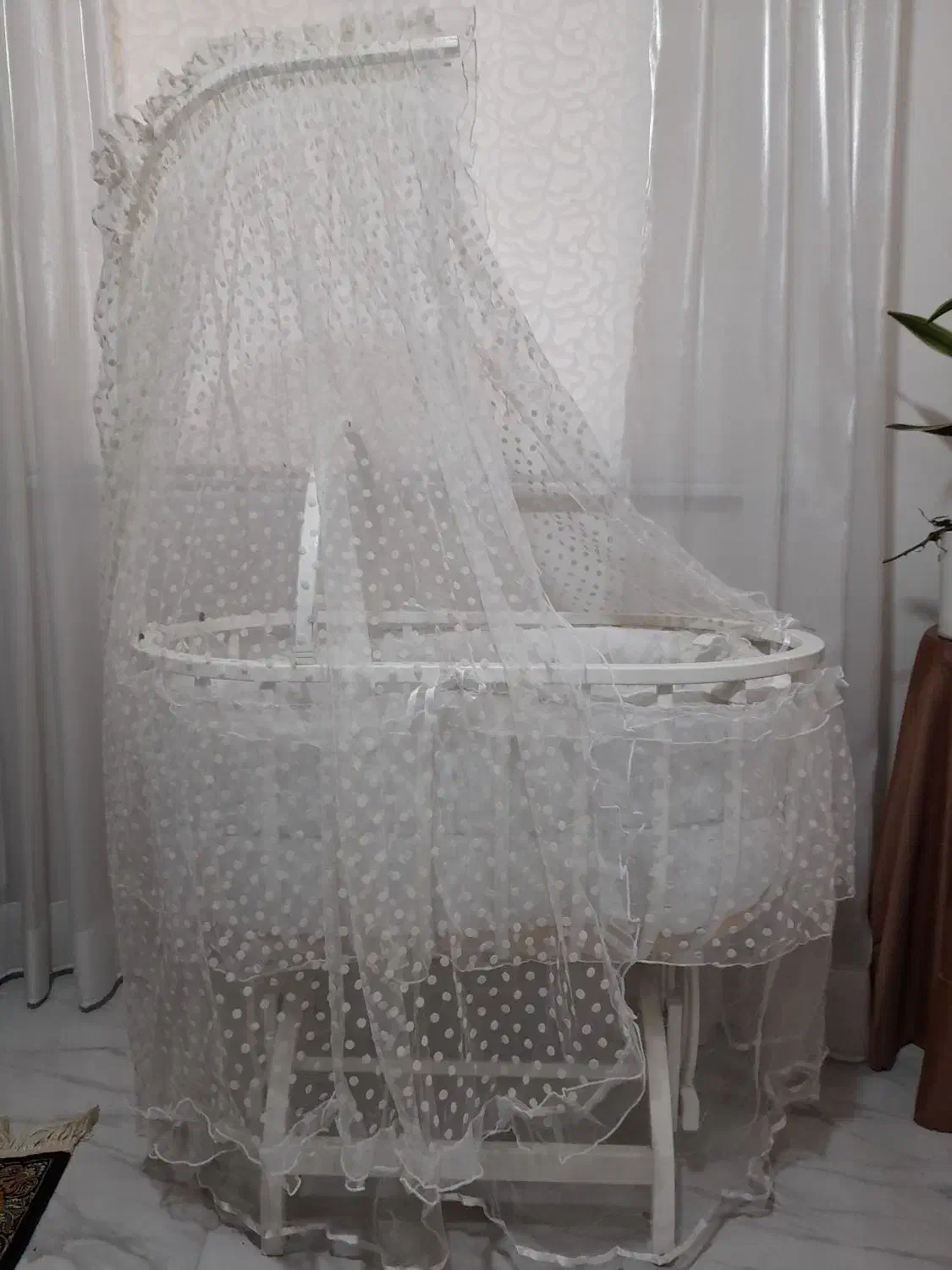 تخت نوزاد|تخت و سرویس خواب|رشت, بوسار|دیوار