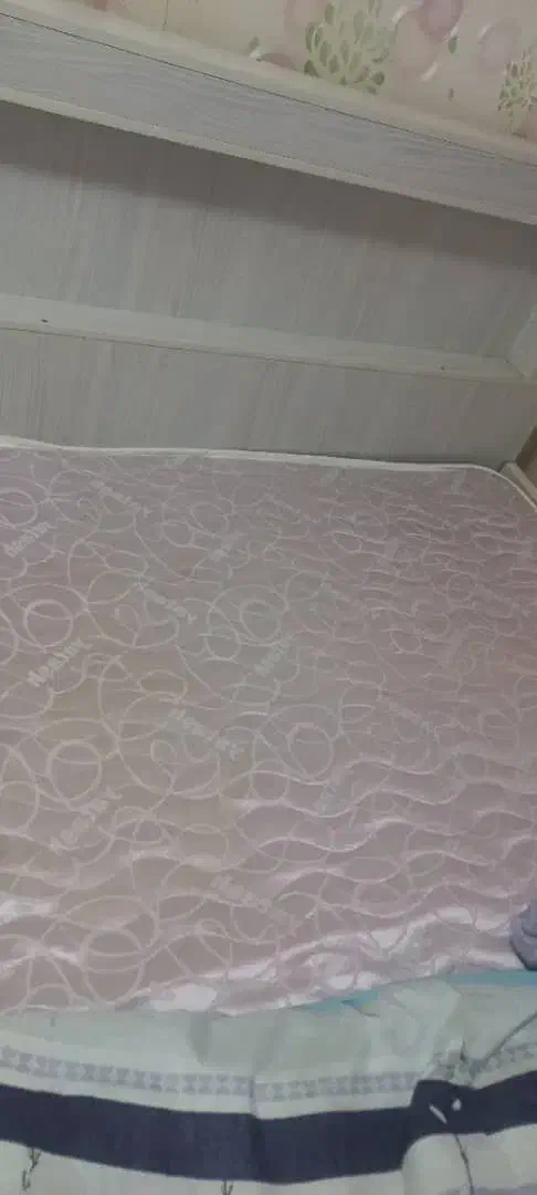 تخت دونفره همراه با تشک|تخت و سرویس خواب|رودهن, |دیوار