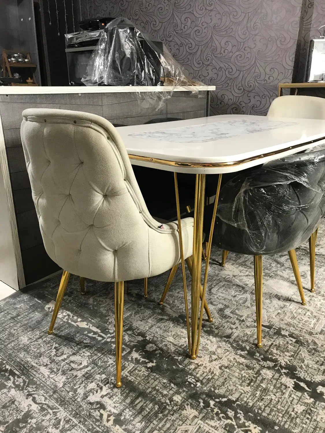 میز ناهارخوری شیش نفره طرح چستر در حد نو|میز و صندلی غذاخوری|محمدیه-قزوین, |دیوار