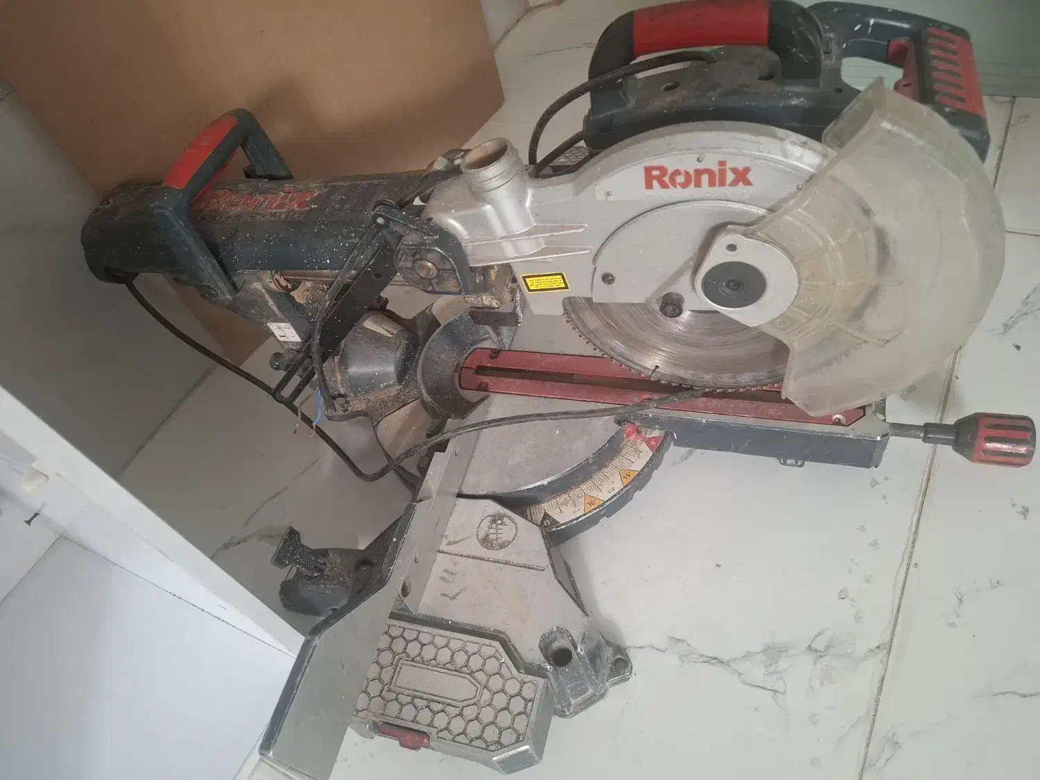 فروش ابزار|ابزارآلات|پرند, فاز ۶|دیوار