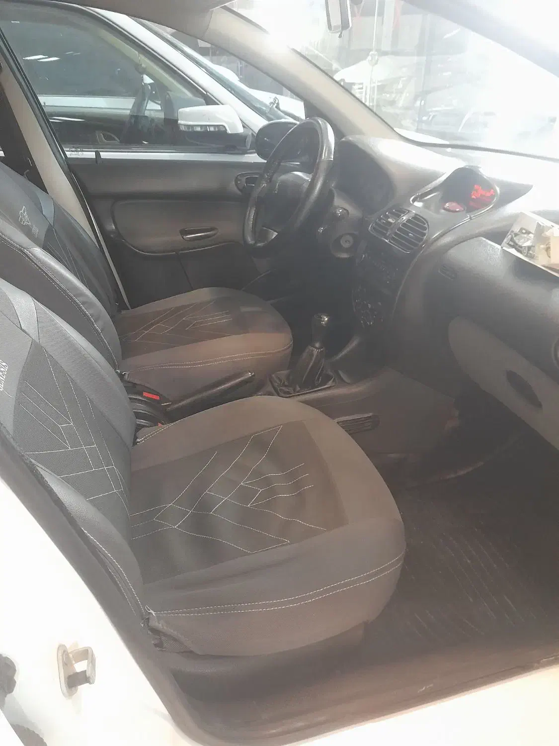 ۲۰۶ مدل ۹۵|خودرو کلاسیک|تربت‌حیدریه, سرمحله|دیوار