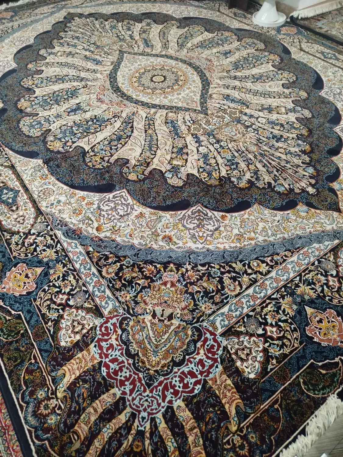 فرش ۱۲متری|فرش|رشت, کوی مهر|دیوار