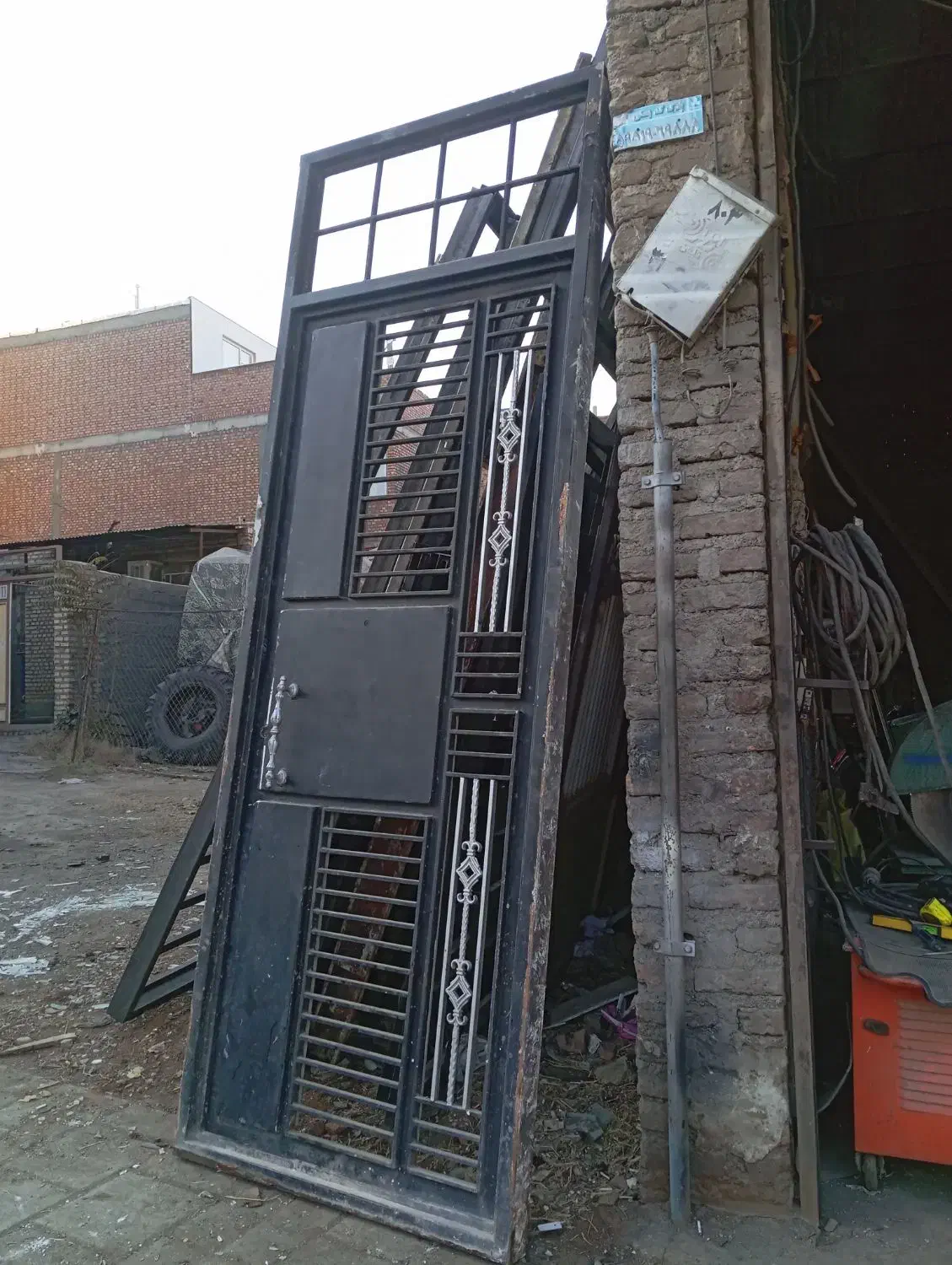 درب ورودی دست دوم|مصالح و تجهیزات ساختمان|بوکان, |دیوار