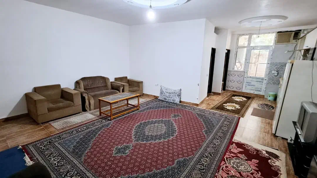 سوئیت دوخوابه با پارکینگ اختصاصی|اجارهٔ کوتاهمدت آپارتمان و سوئیت|رشت, حومه رشت|دیوار