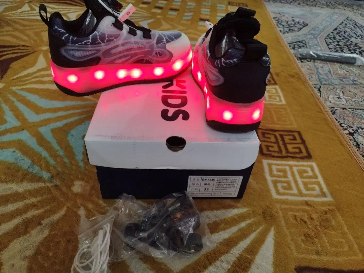 کفش اسکیتی  مارک  kids اصلی نو نو|دوچرخه، اسکیت، اسکوتر|جم, |دیوار