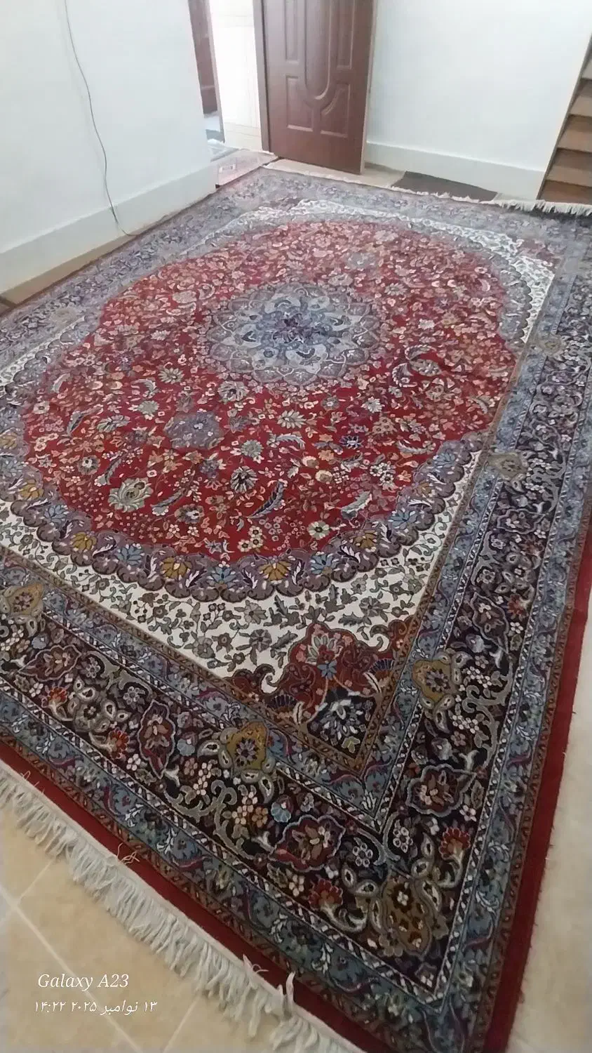 دو عدد فرش|فرش|سوسنگرد, |دیوار