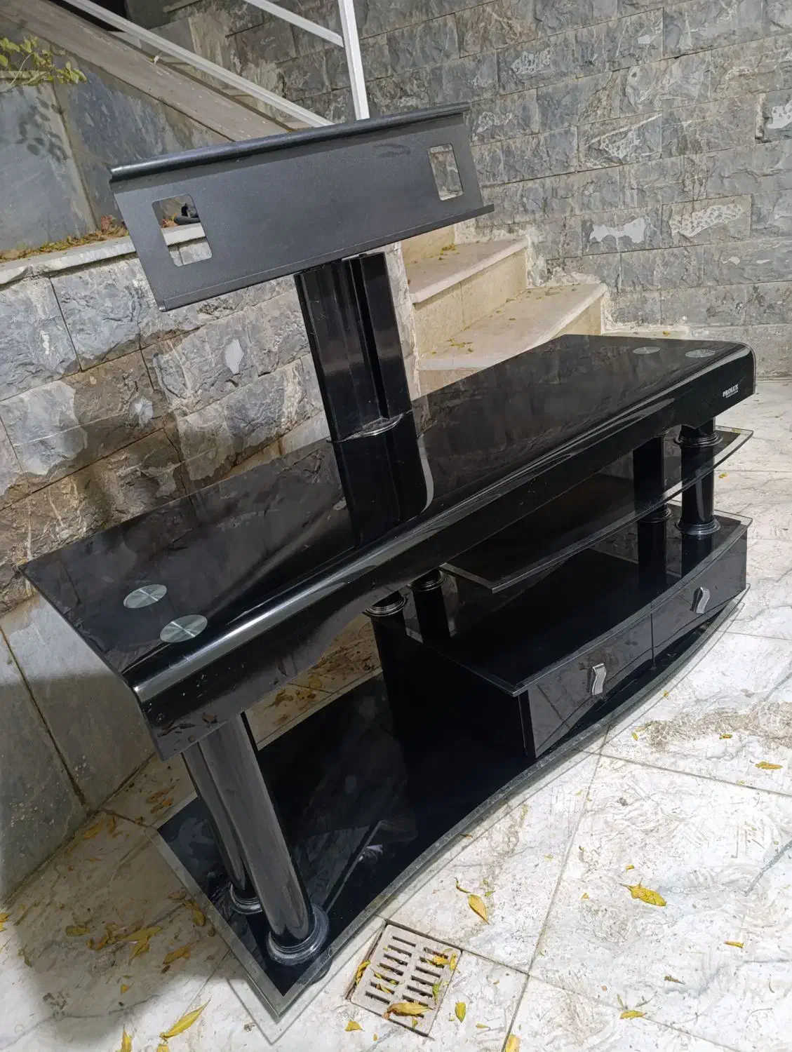 میز تلویزیون تمیز|میز تلویزیون|فولادشهر, A6|دیوار