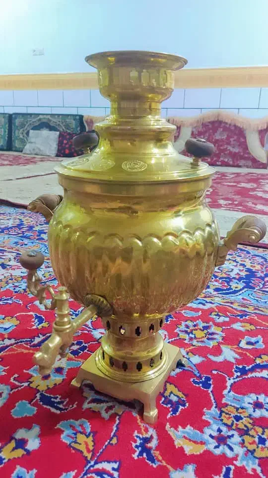 سماور ذغالی نو بدون هیچ استفاده ای|سماور، چای‌ساز، قهوه‌ساز|اهواز, کوی رمضان|دیوار