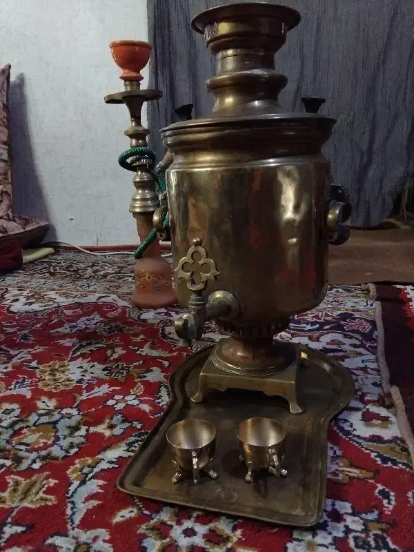 سماور زغالی قدیمی|کلکسیون اشیاء عتیقه|مشهد, کلاهدوز|دیوار