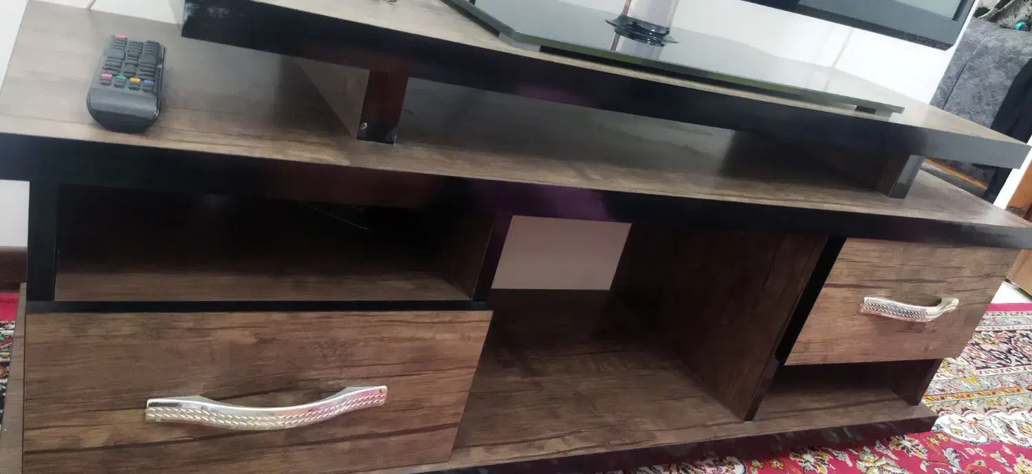 میز تلویزیون با قابلیت نصب رو دیوار|میز تلویزیون|رودبنه, |دیوار