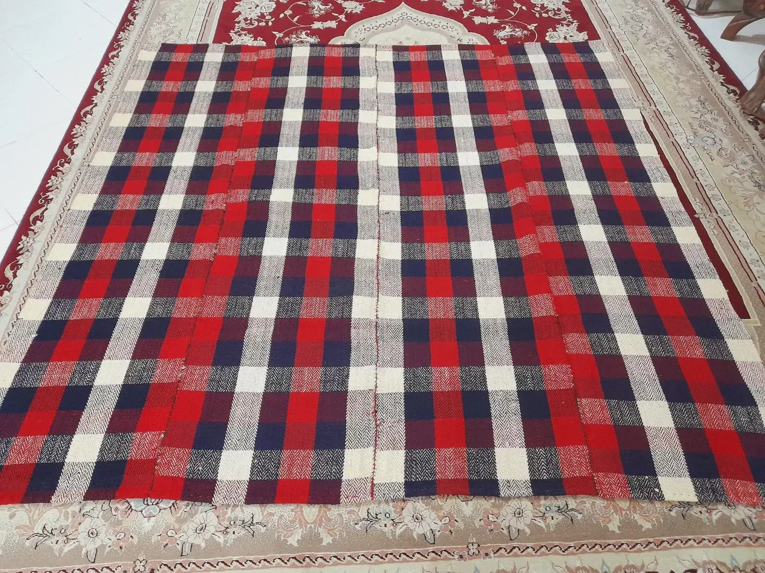 جاجیم|گلیم، جاجیم، گبه|فولادشهر, B7|دیوار