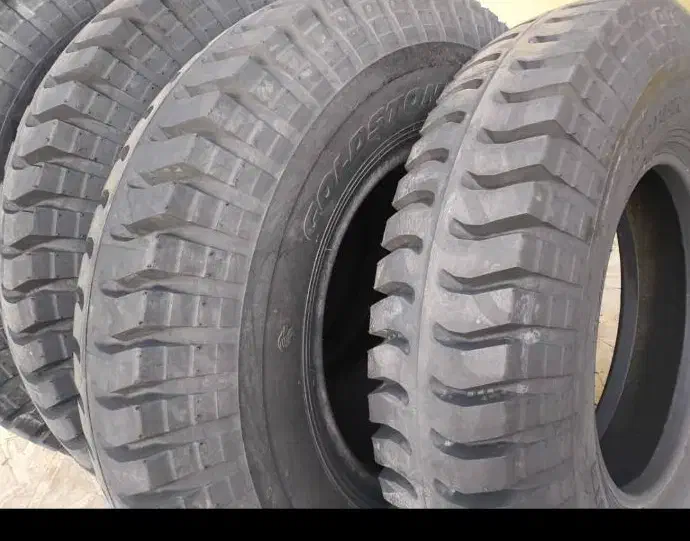 لاستیک 12.24 گلدستون سوپر|قطعات یدکی و لوازم جانبی|صدرا-فارس, فاز ۱|دیوار