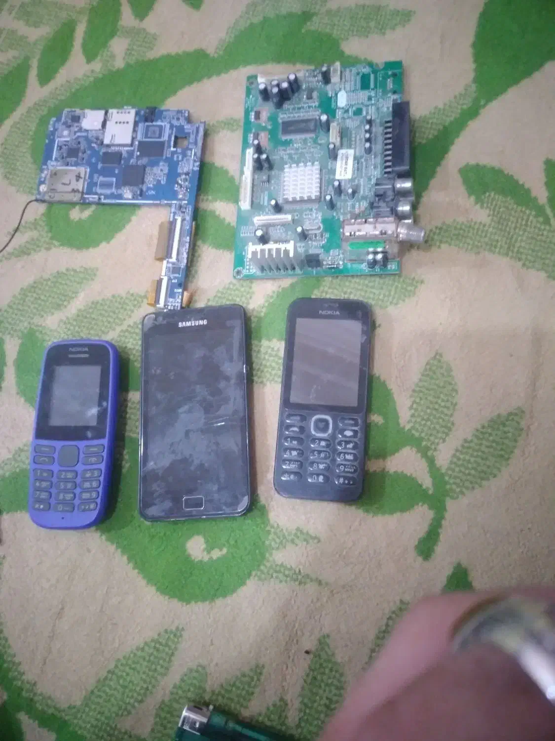 سه تاگوشی فقط باتری میخان|موبایل|کارون, |دیوار