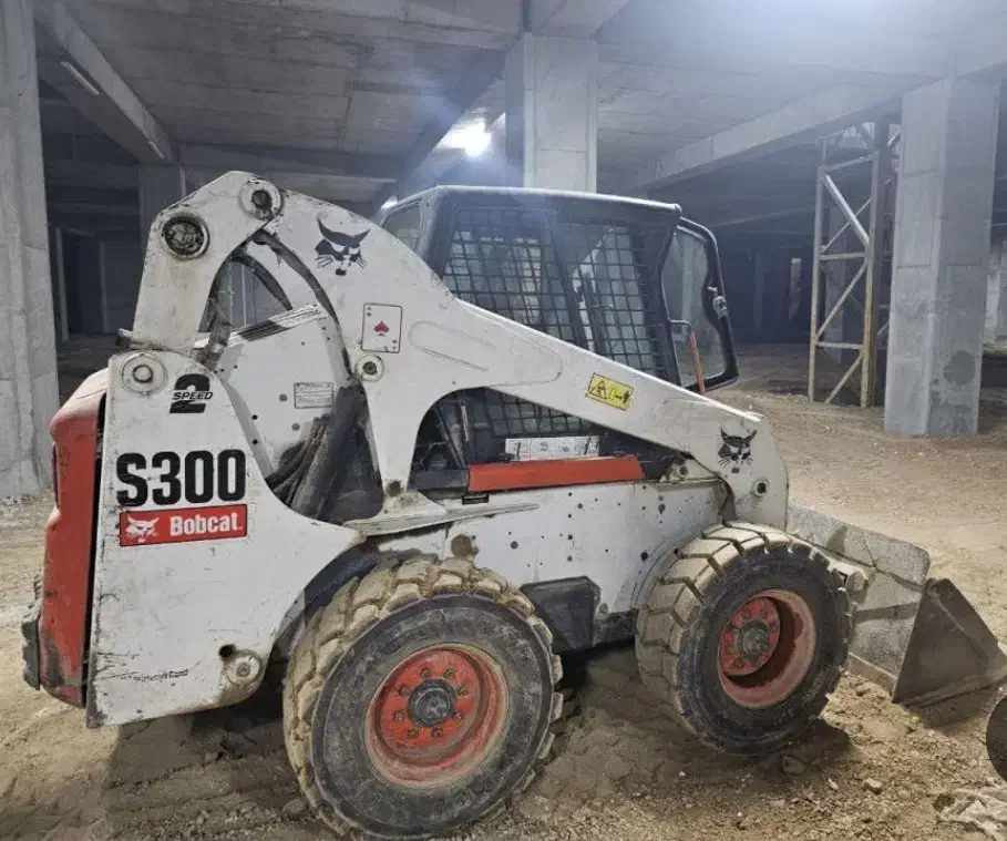 اجاره بابکت و خاور حمل مصالح ساختمانی و گودبرداری|خدمات حمل و نقل|فردیس, فردیس|دیوار