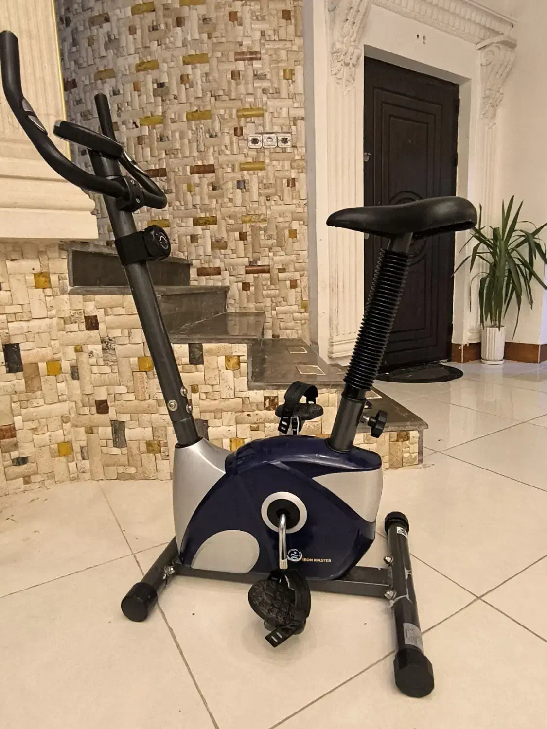 دوچرخه ثابت مگنتی درحد نو|دوچرخه، اسکیت، اسکوتر|کازرون, |دیوار