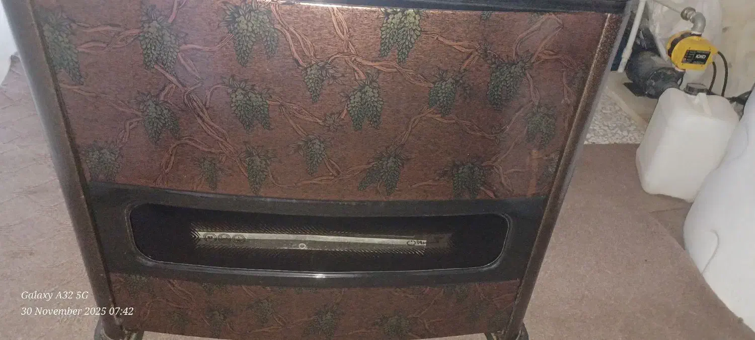 بخاری گازی ۱۴۰۰۰ فروزان|بخاری، هیتر، شومینه|املش, |دیوار