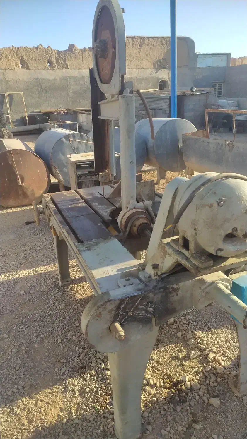 اره نواری عمودی|ماشینآلات صنعتی|شهرضا, |دیوار