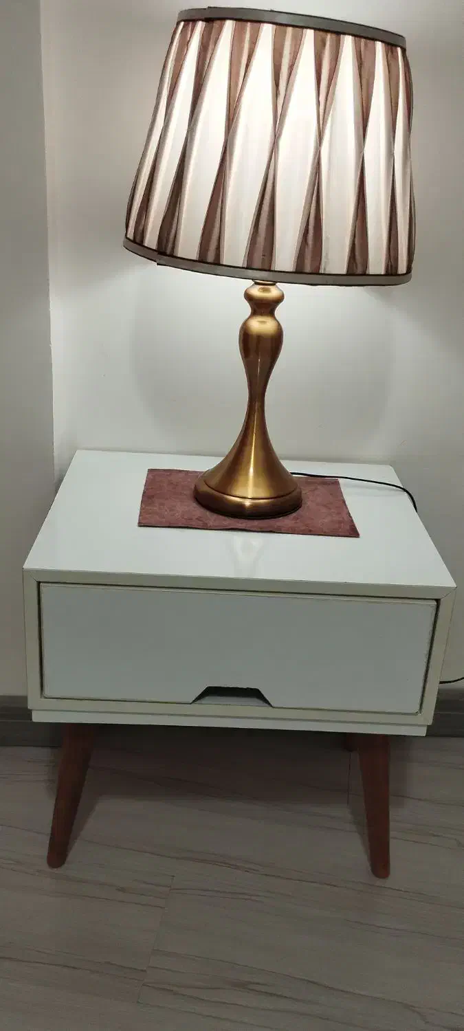 آباژور رومیزی به همراه میز نو|چراغ خواب و آباژور|شفت, |دیوار