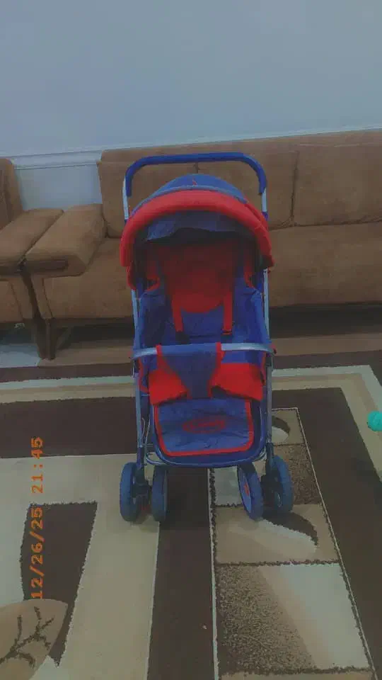 کالسکه تمیز و در حد نو.|کالسکه و لوازم جانبی|بندر کنگان, |دیوار