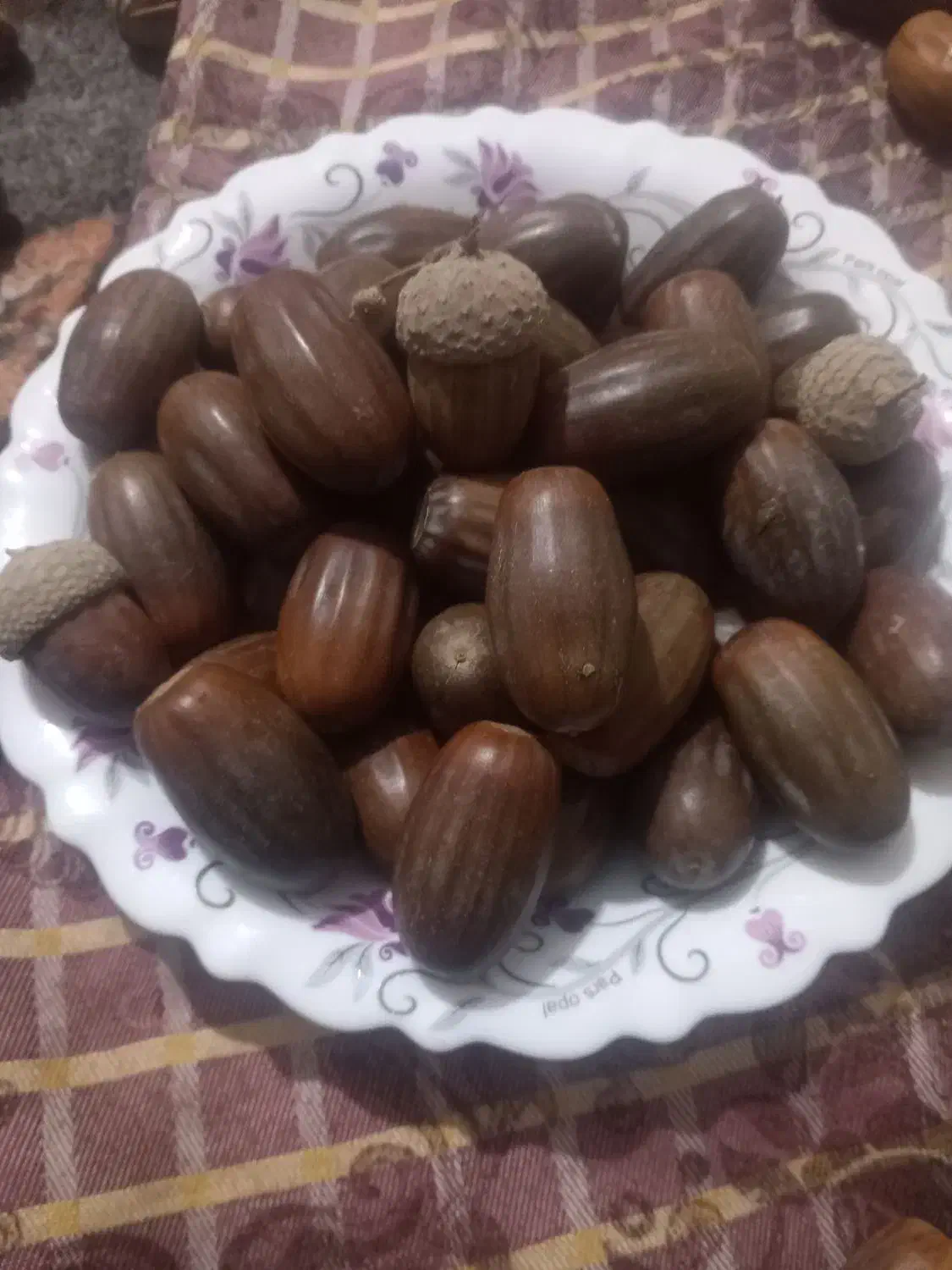 بلوط درشت وخاص پسند|خوردنی و آشامیدنی|خوی, |دیوار