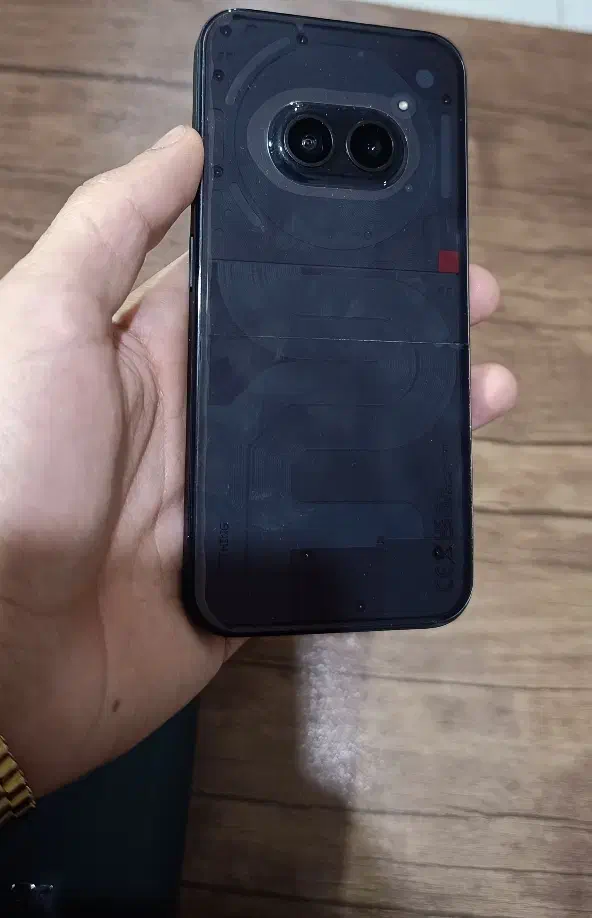 دوعدد گوشی ناتینگ و موتورولا معاوضه با موتور|موبایل|سیلوانه, |دیوار