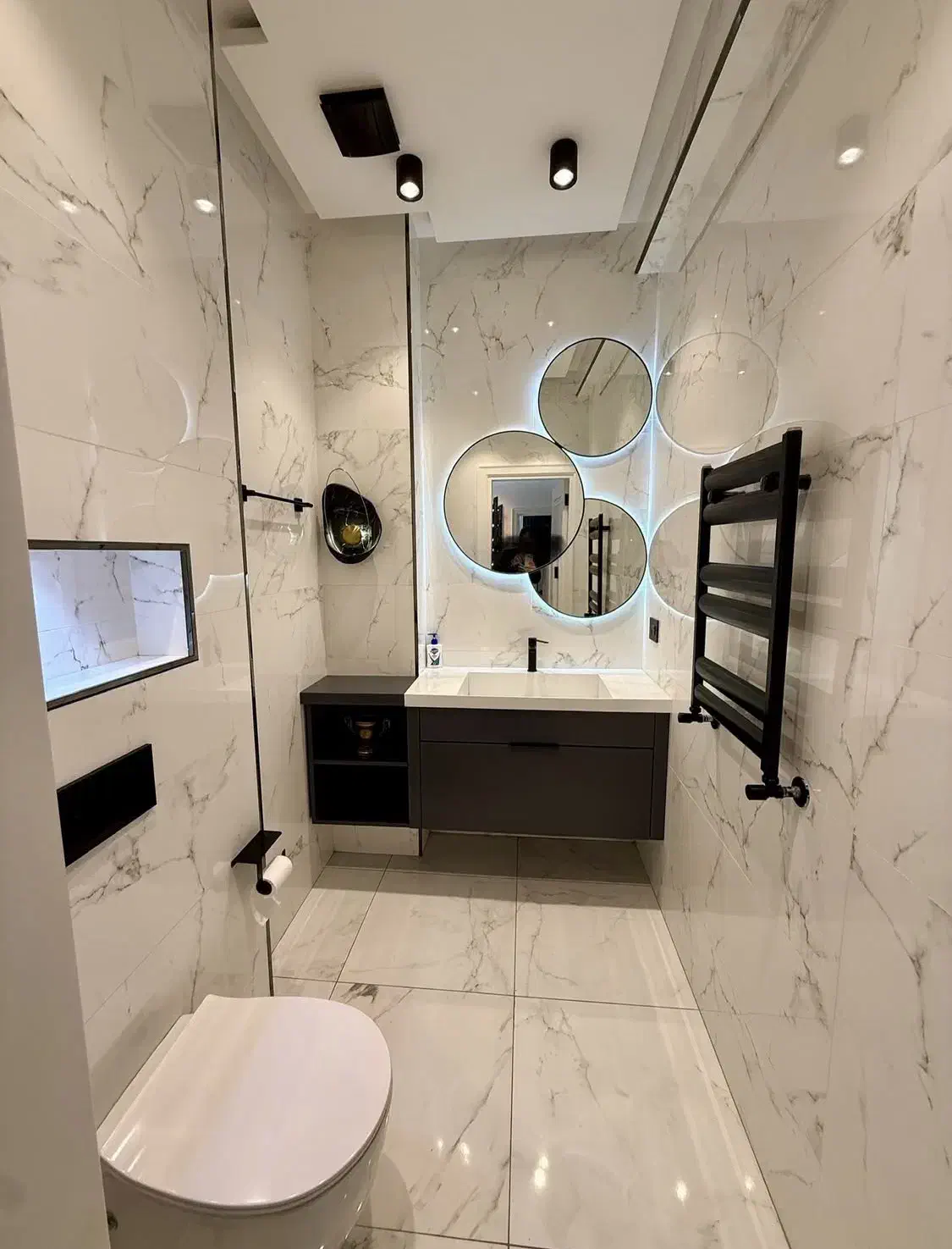 ۱۵۰ متر/۲ پارکینگ سندی/لابی/سرایدار مقیم/روف گاردن